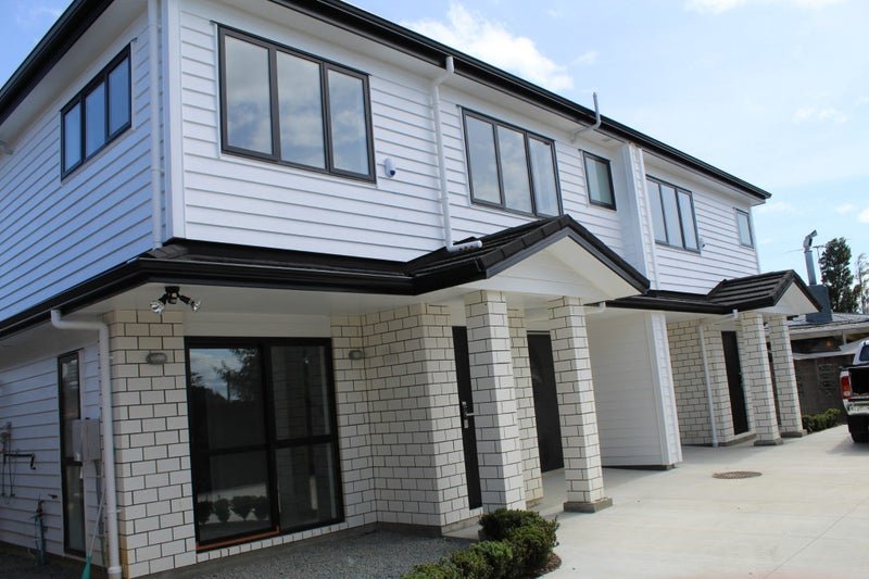 Rental property at 52D Pembroke Street, Papatoetoe